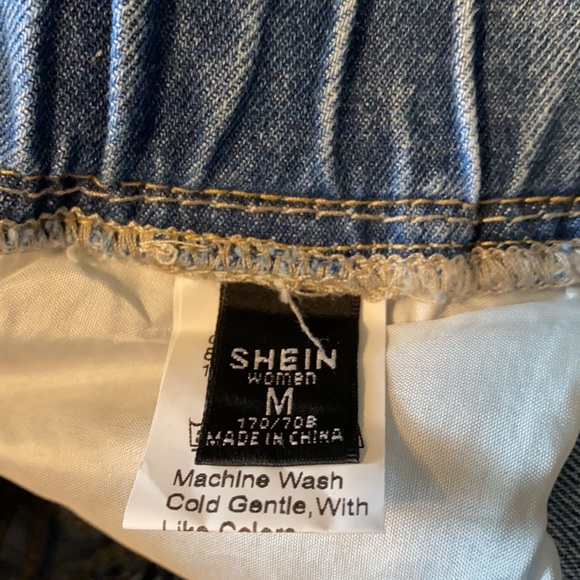 Very cute high waisted baggie torn jeans - Picture 3 of 4